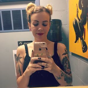 Meet your Posher, Lacey